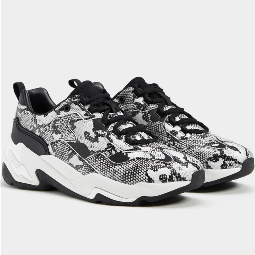 Bershka Snake skin Platform Sneakers